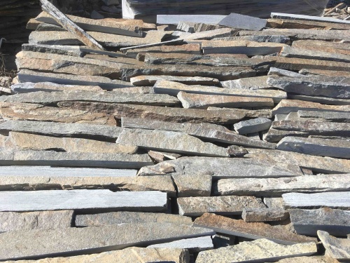 Горбушка златолит мультиколор для облицовки купить в Домодедово