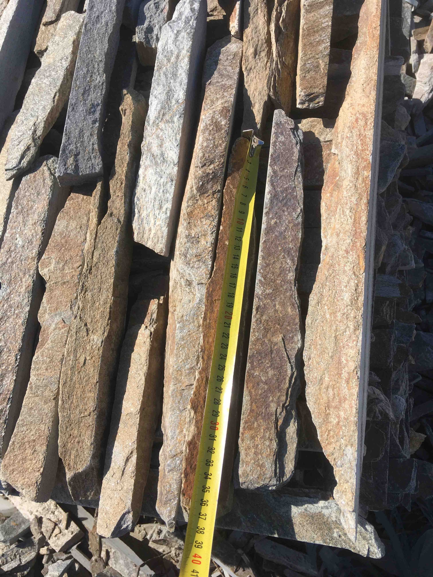 Горбушка златолит мультиколор для облицовки купить в Домодедово