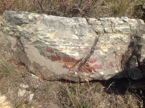 Гигантские зелёные валуны для ландшафтного дизайна весом более 5 тонн купить в Домодедово