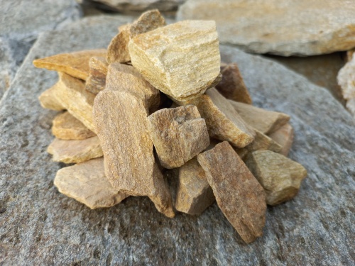 Златолит жёлтый декоративная каменная крошка купить в Домодедово