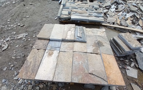 Плитка пилёная златолит Уральский для цоколя, отмостки купить в Домодедово