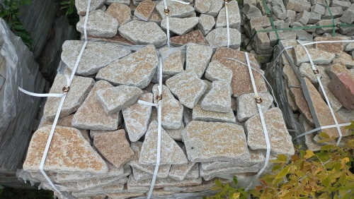 Гранитный плитняк галтованный для парковки купить в Домодедово