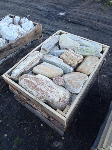 Златолит жёлтый, жёлто-зелёный глыбки и валуны для ланшафтного дизайна купить в Домодедово