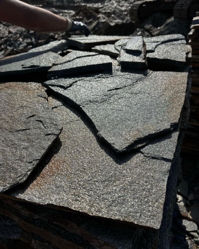 Плитняк златолит серебристый для фасада купить в Домодедово